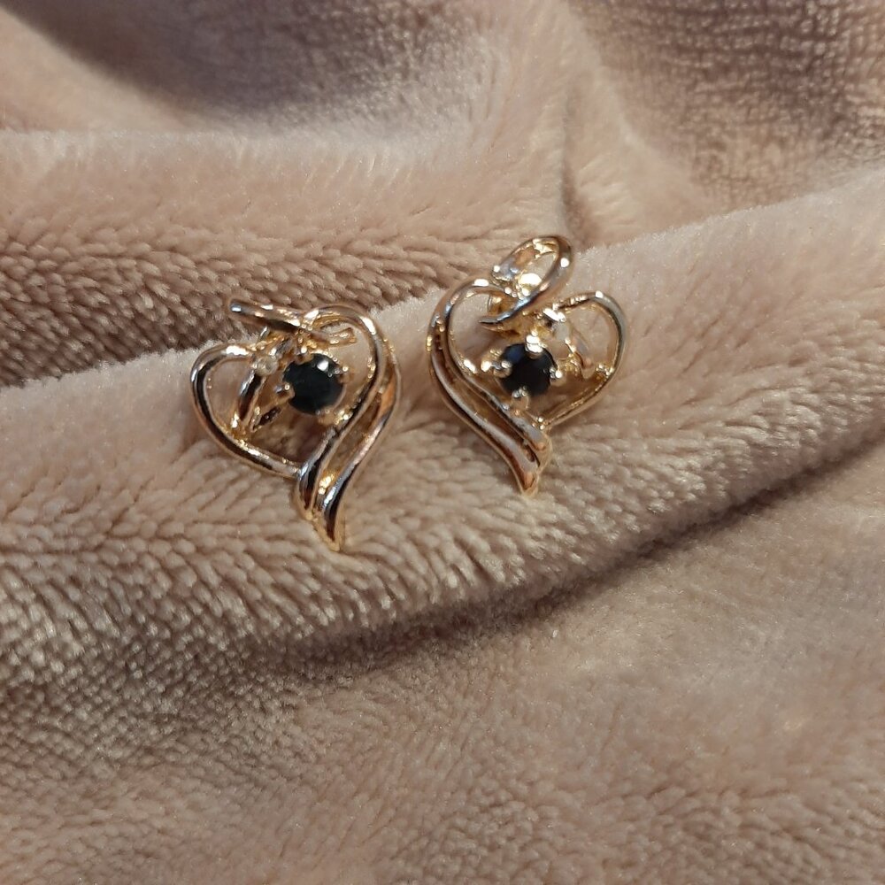 Gold Dainty Heart Earrings and Necklace with Minimalist Black Diamonds - Picture 4 of 6